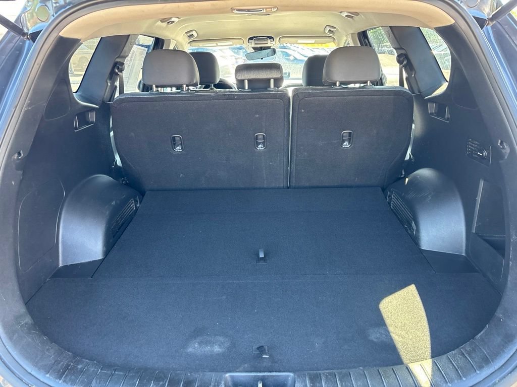 Used 2021 Hyundai Santa Fe SE w/ Cargo Package AWD/4WD image 13