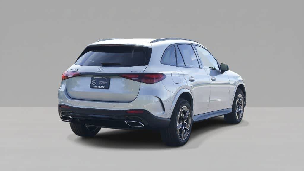 Used 2026 Mercedes-Benz GLC 300 4MATIC image 5