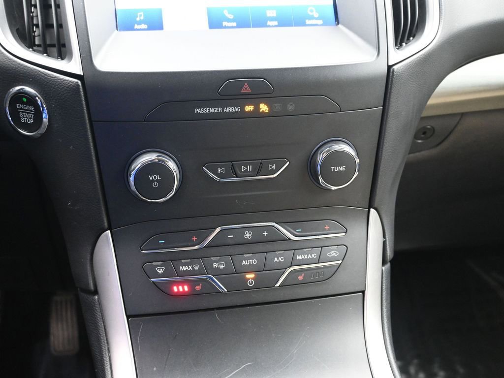 Used 2019 Ford Edge SEL w/ Equipment Group 201A image 18