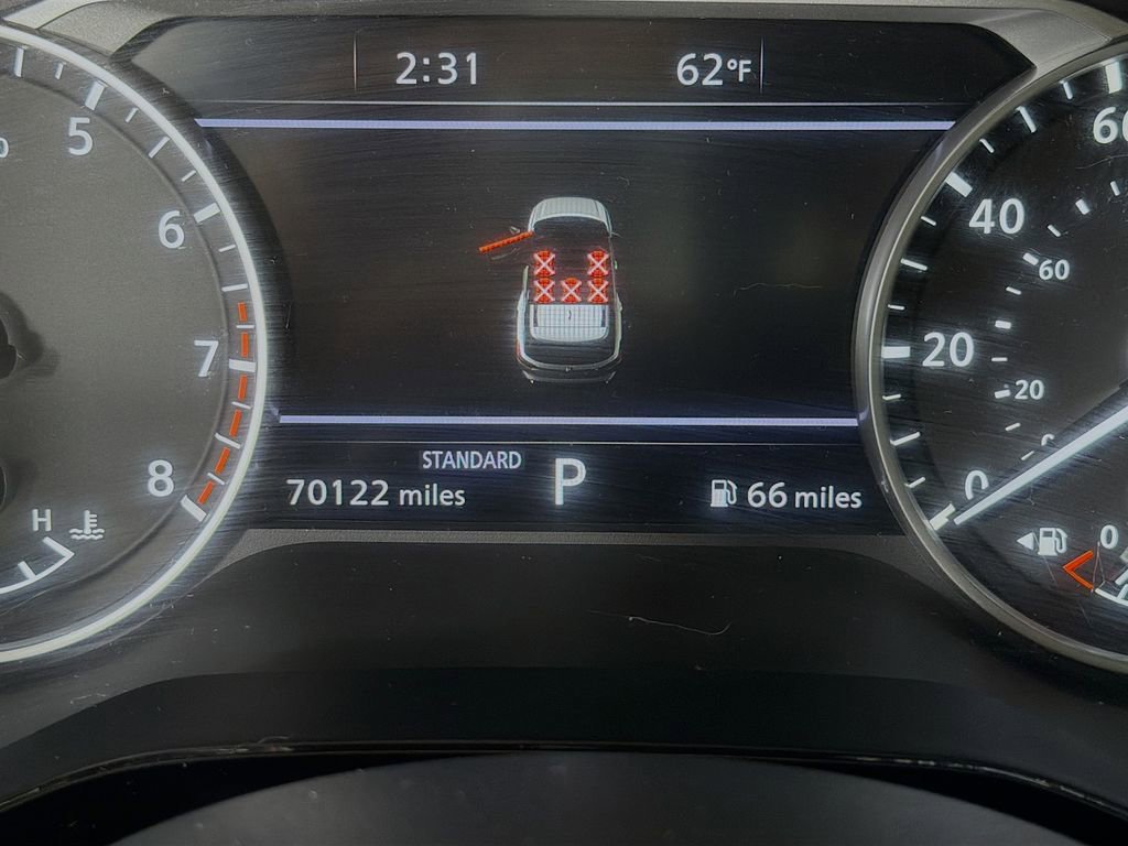 Used 2022 Nissan Pathfinder SL w/ SL Premium Package FWD image 15