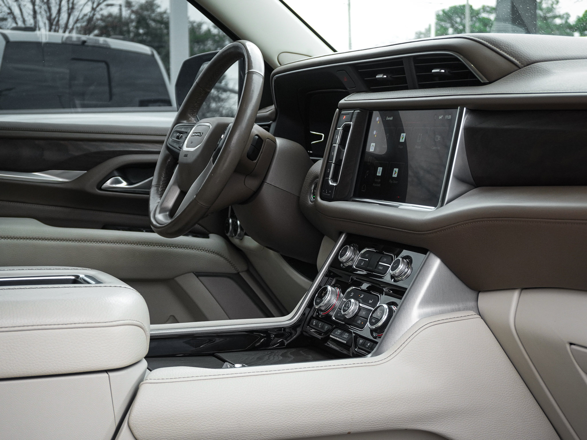 Used 2022 GMC Yukon Denali image 36