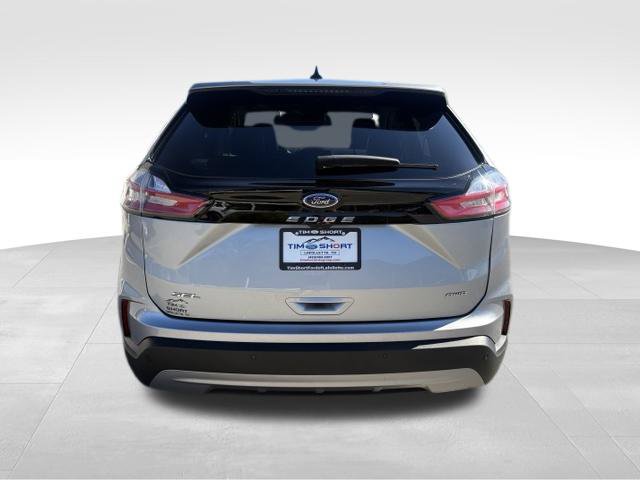 Used 2023 Ford Edge SEL w/ Convenience Package AWD/4WD image 10