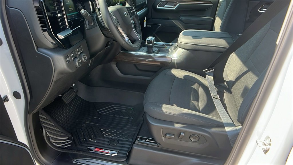 New 2026 Chevrolet Silverado 1500 RST image 13