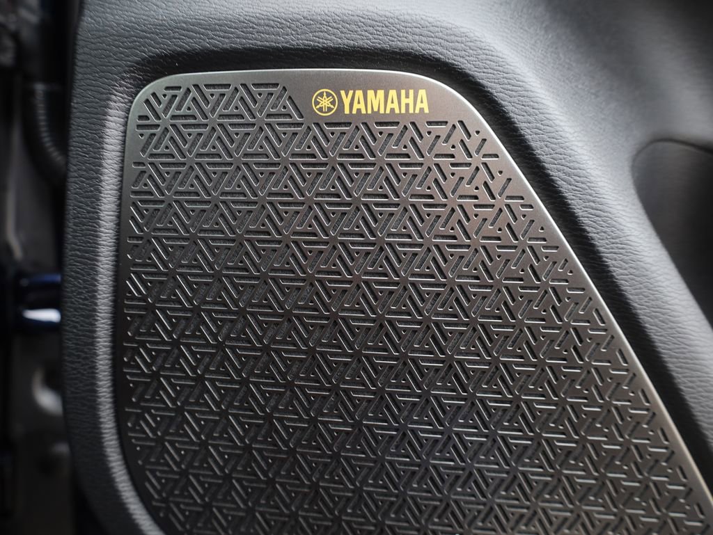 New 2025 Mitsubishi Outlander SE image 16