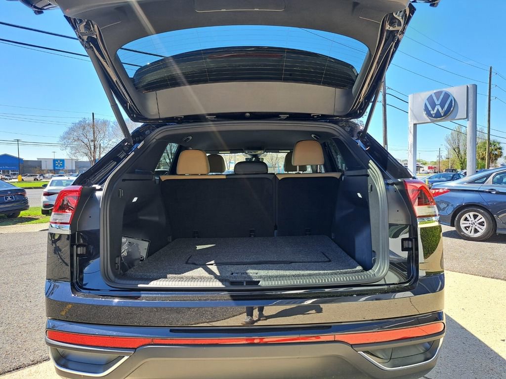 Used 2026 Volkswagen Atlas Cross Sport SE image 23