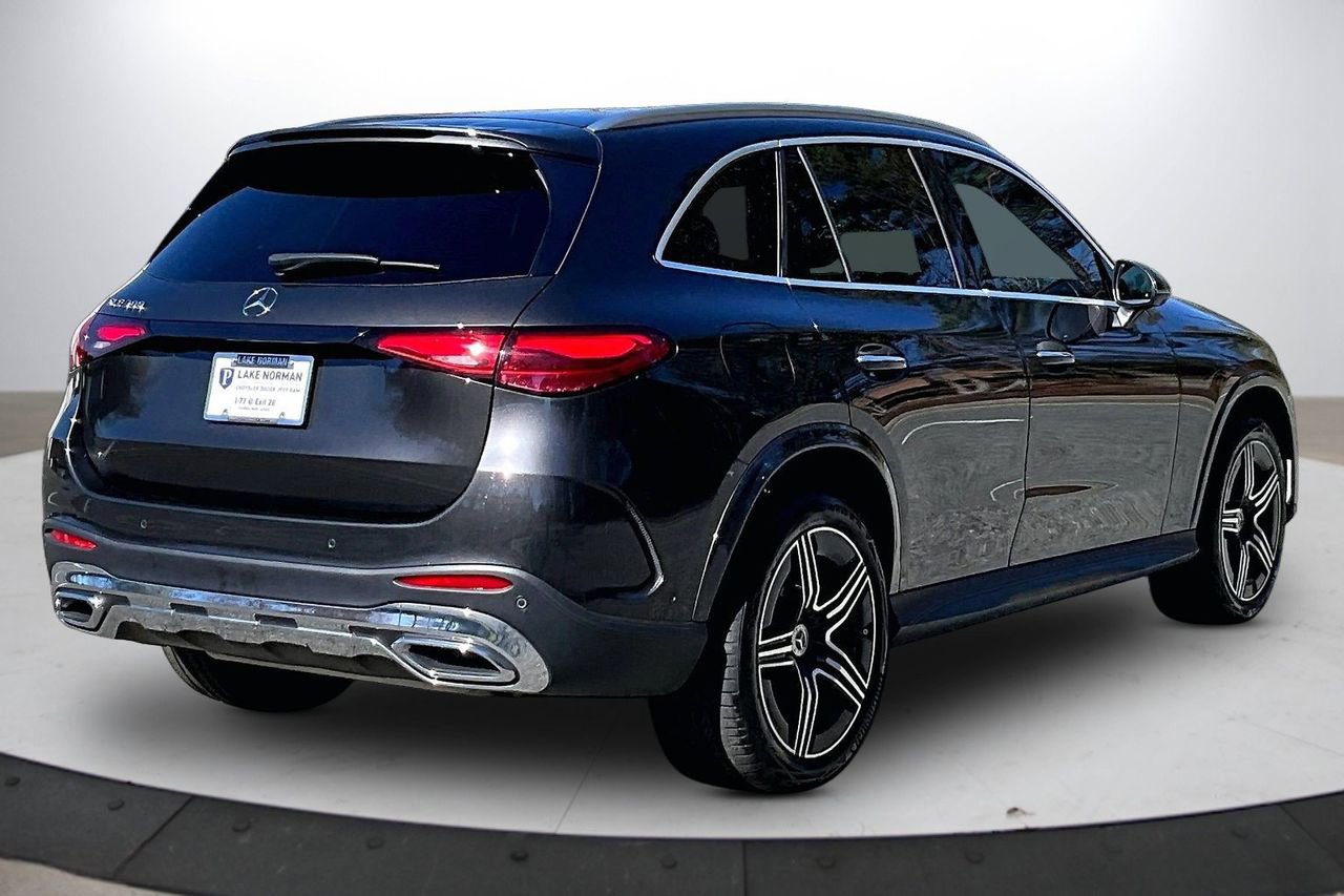 Used 2023 Mercedes-Benz GLC 300 image 9