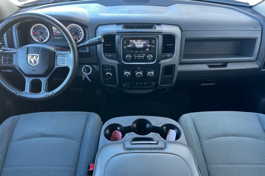 Used 2013 RAM 2500 Tradesman w/ Chrome Appearance Group image 10