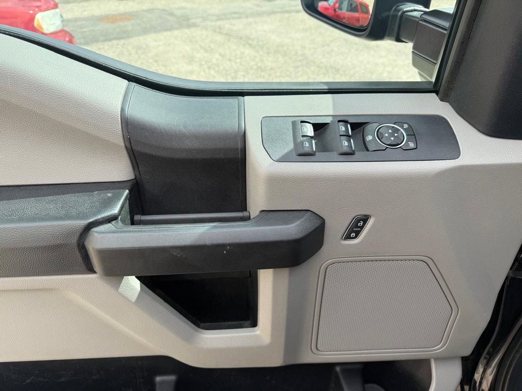 Used 2020 Ford F250 XL w/ STX Appearance Package image 10