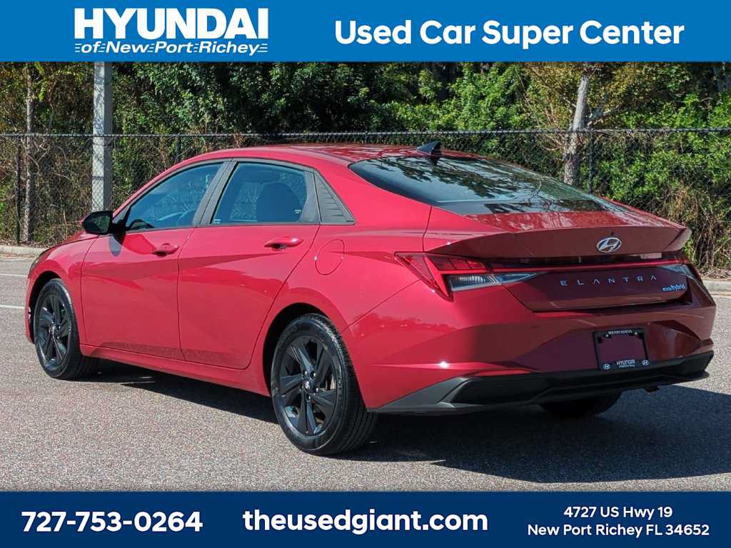 Used 2022 Hyundai Elantra Blue w/ Cargo Package FWD image 3