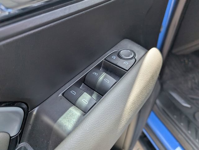 Used 2025 Chevrolet Colorado ZR2 w/ Technology Package AWD/4WD image 17