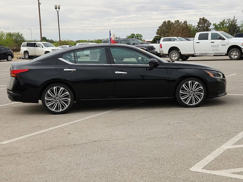 Used 2023 Nissan Altima 2.5 SL image 5