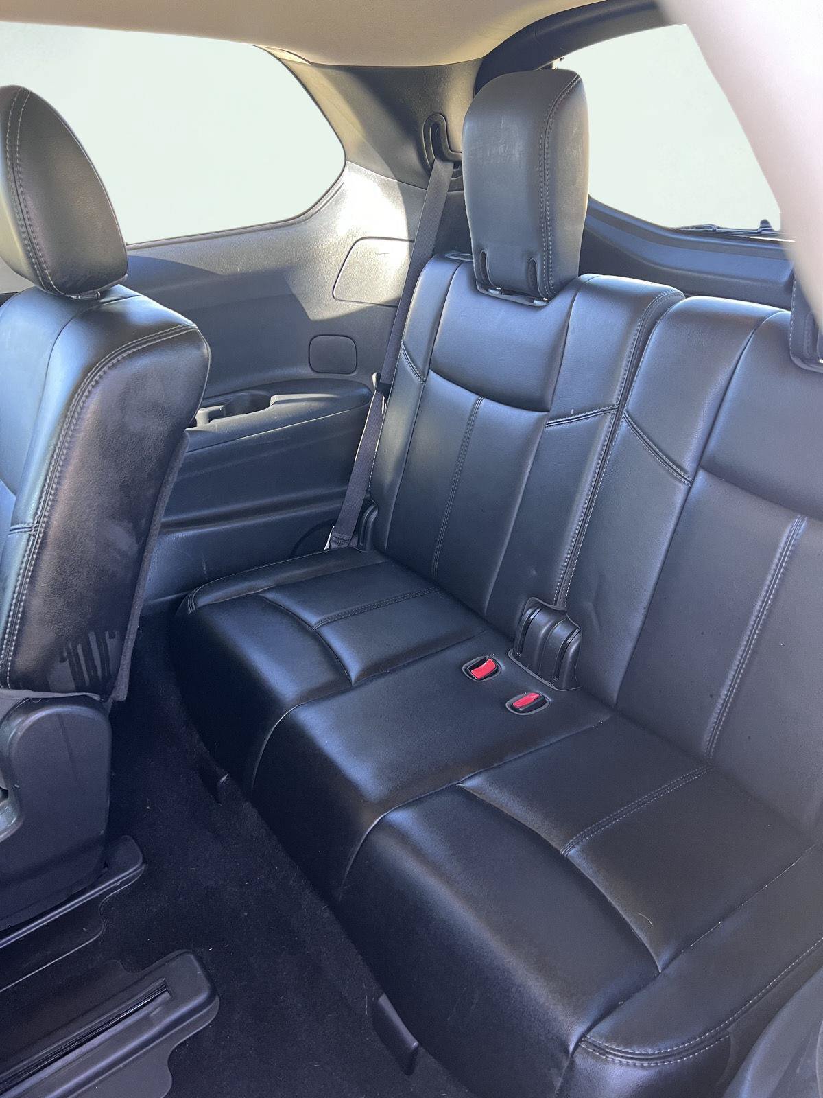 Used 2018 Nissan Pathfinder SL FWD image 4