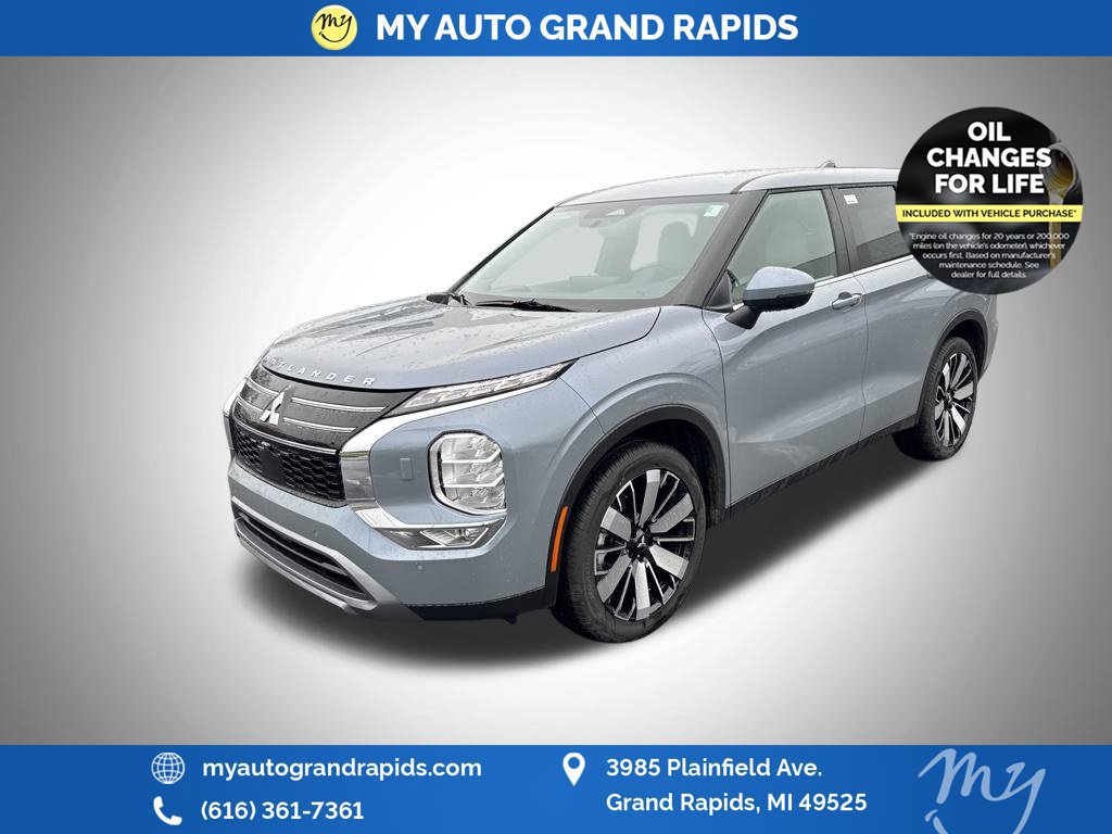 Used 2026 Mitsubishi Outlander SE AWD/4WD image 3