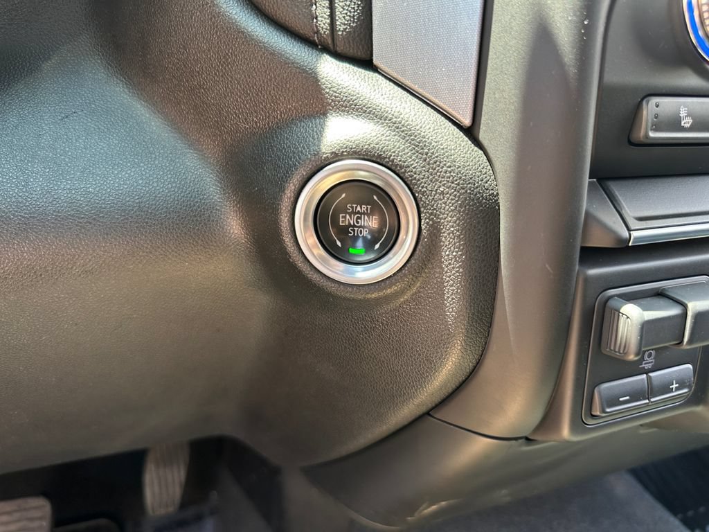 Used 2021 GMC Sierra 2500 SLE w/ SLE Convenience Package AWD/4WD image 31