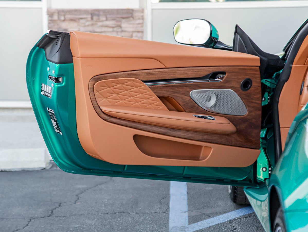 Used 2026 Aston Martin DB12 Convertible RWD image 13