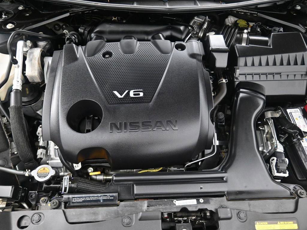 Used 2021 Nissan Maxima SR w/ Sport Mat Group image 26