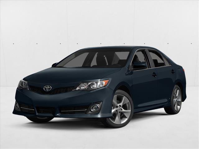 Used 2014 Toyota Camry SE FWD image 1