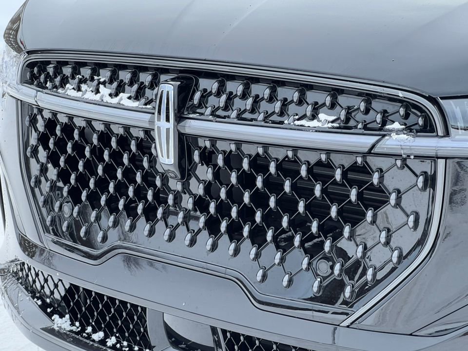 New 2026 Lincoln Nautilus Reserve w/ Jet Appearance Package AWD/4WD image 34