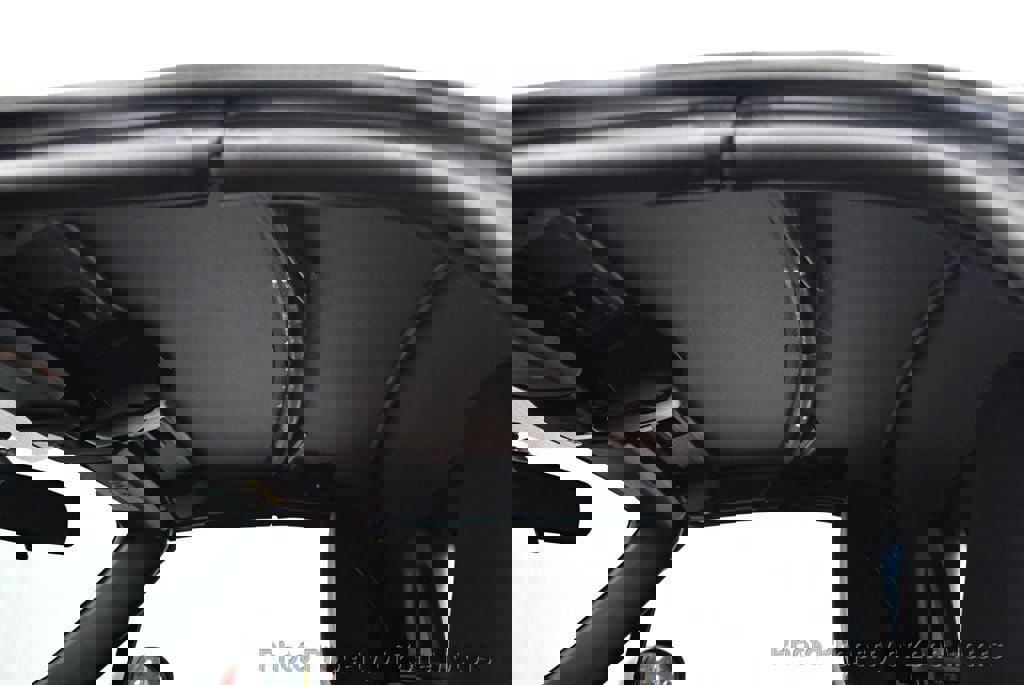 Used 2006 MAZDA MX-5 Miata Sport w/ Suspension Pkg RWD image 28