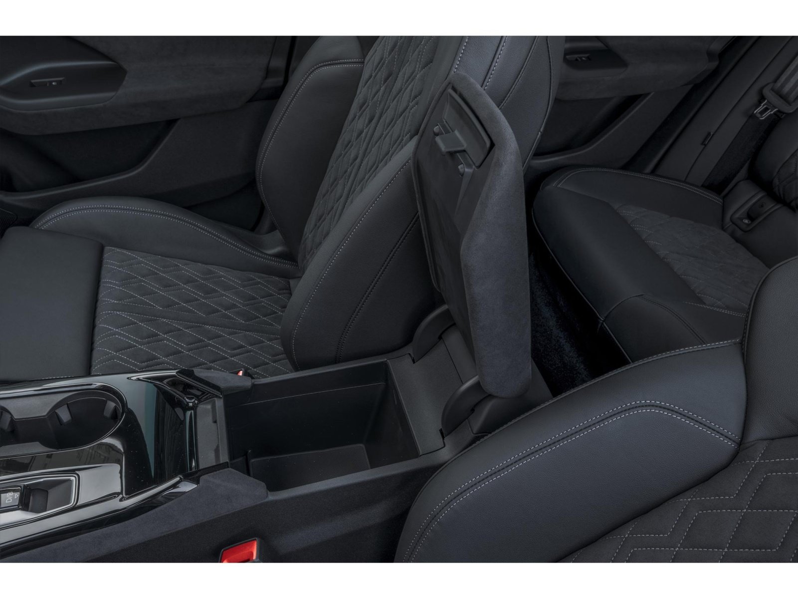New 2027 Audi SQ6 e-tron Prestige AWD/4WD image 9