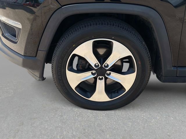 Used 2017 Jeep Compass Latitude w/ Popular Equipment Group FWD image 11