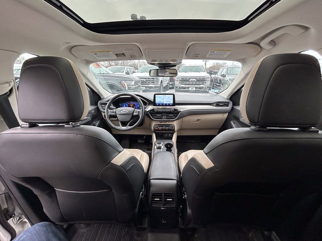 Used 2021 Ford Escape Titanium image 25