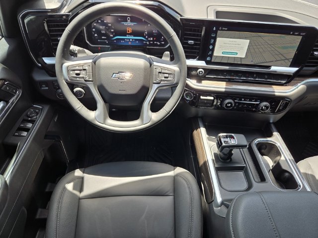 Used 2026 Chevrolet Silverado 1500 LT Trail Boss w/ Convenience Package II AWD/4WD image 19