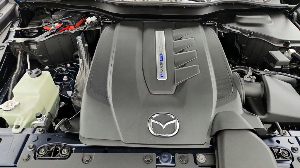 Used 2025 MAZDA CX-90 Plug-In Hybrid w/Premium Sport AWD/4WD image 29