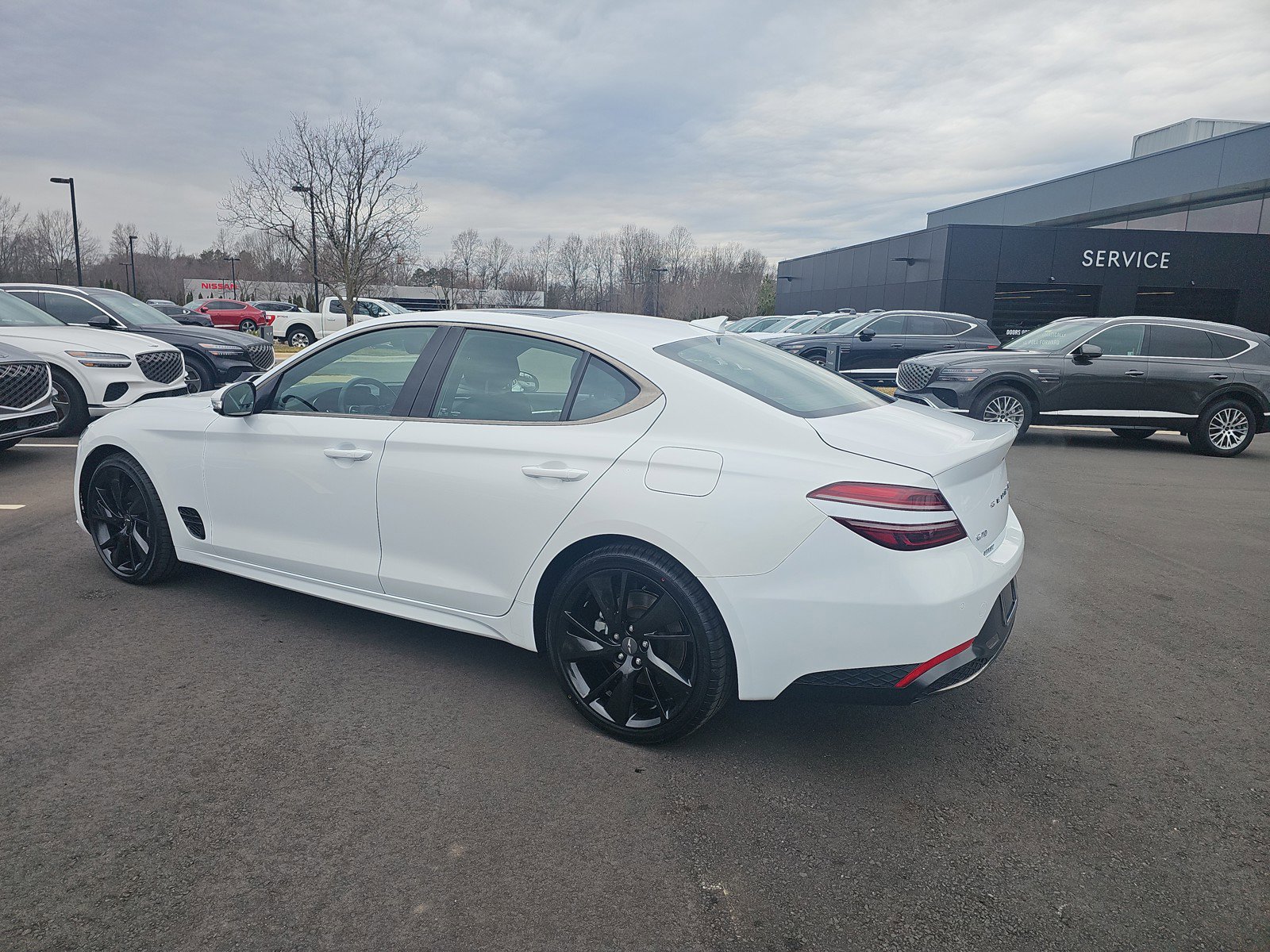 Used 2023 Genesis G70 2.0T w/ Sport Prestige Package image 5