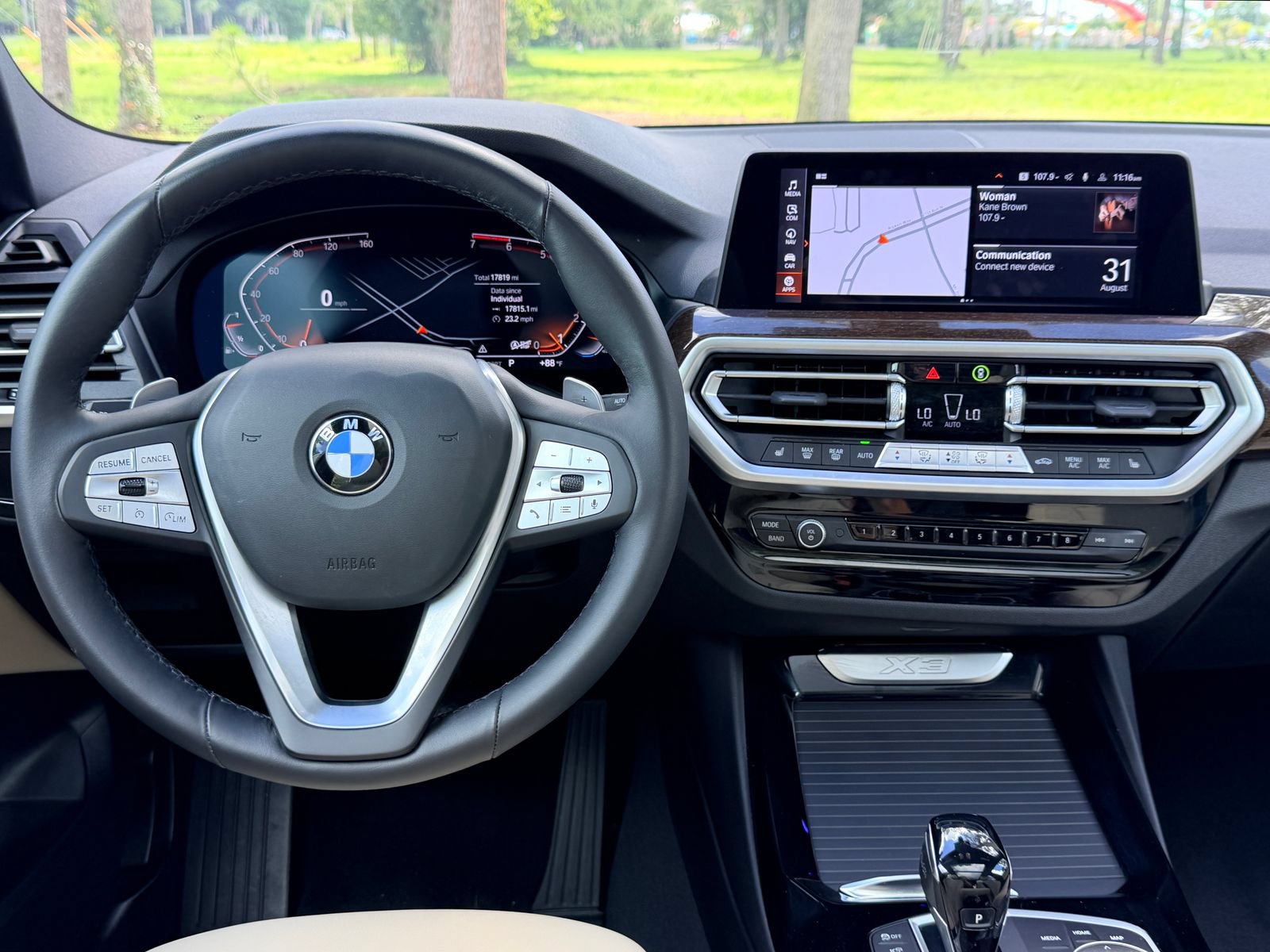 Used 2024 BMW X3 xDrive30i w/ Convenience Package AWD/4WD image 3