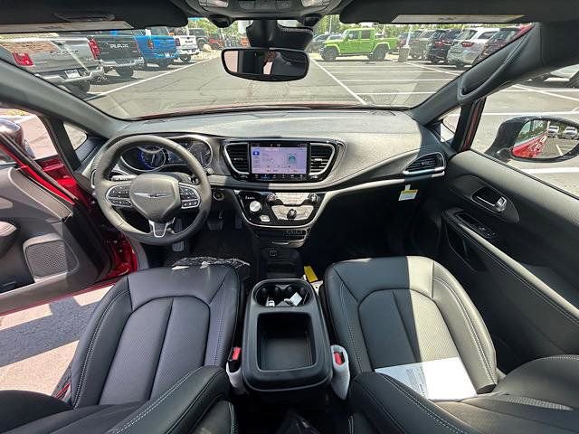 New 2025 Chrysler Pacifica Select image 11