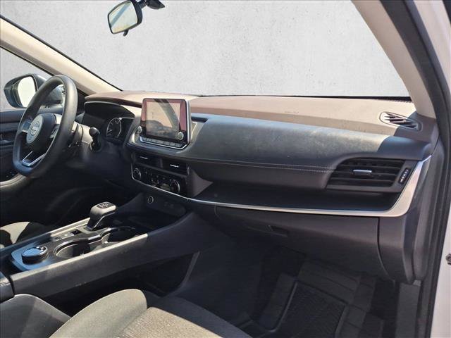 Used 2022 Nissan Rogue S AWD/4WD image 19