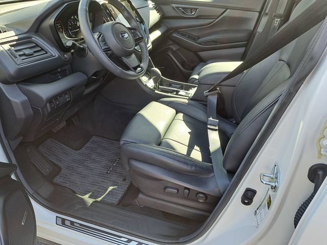 Certified 2025 Subaru Ascent Bronze Edition w/ Onyx Package AWD/4WD image 14