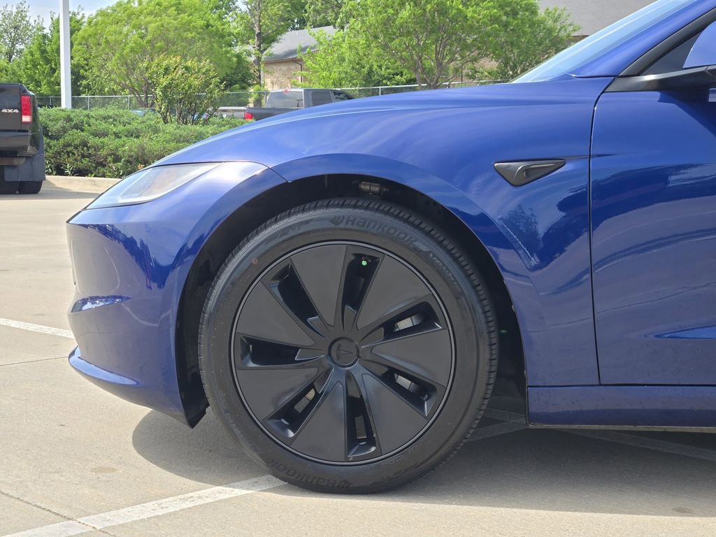 Used 2025 Tesla Model 3 Long Range image 8