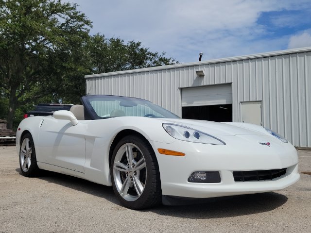 Used 2010 Chevrolet Corvette Convertible w/ Preferred Equipment Group RWD image 13