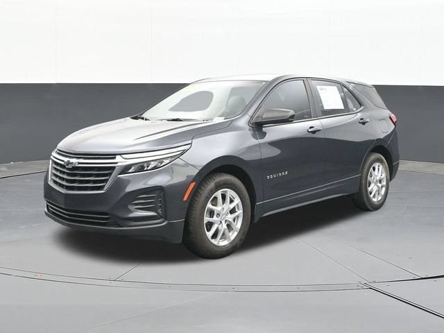 Used 2022 Chevrolet Equinox LS w/ Driver Confidence II Package FWD image 4