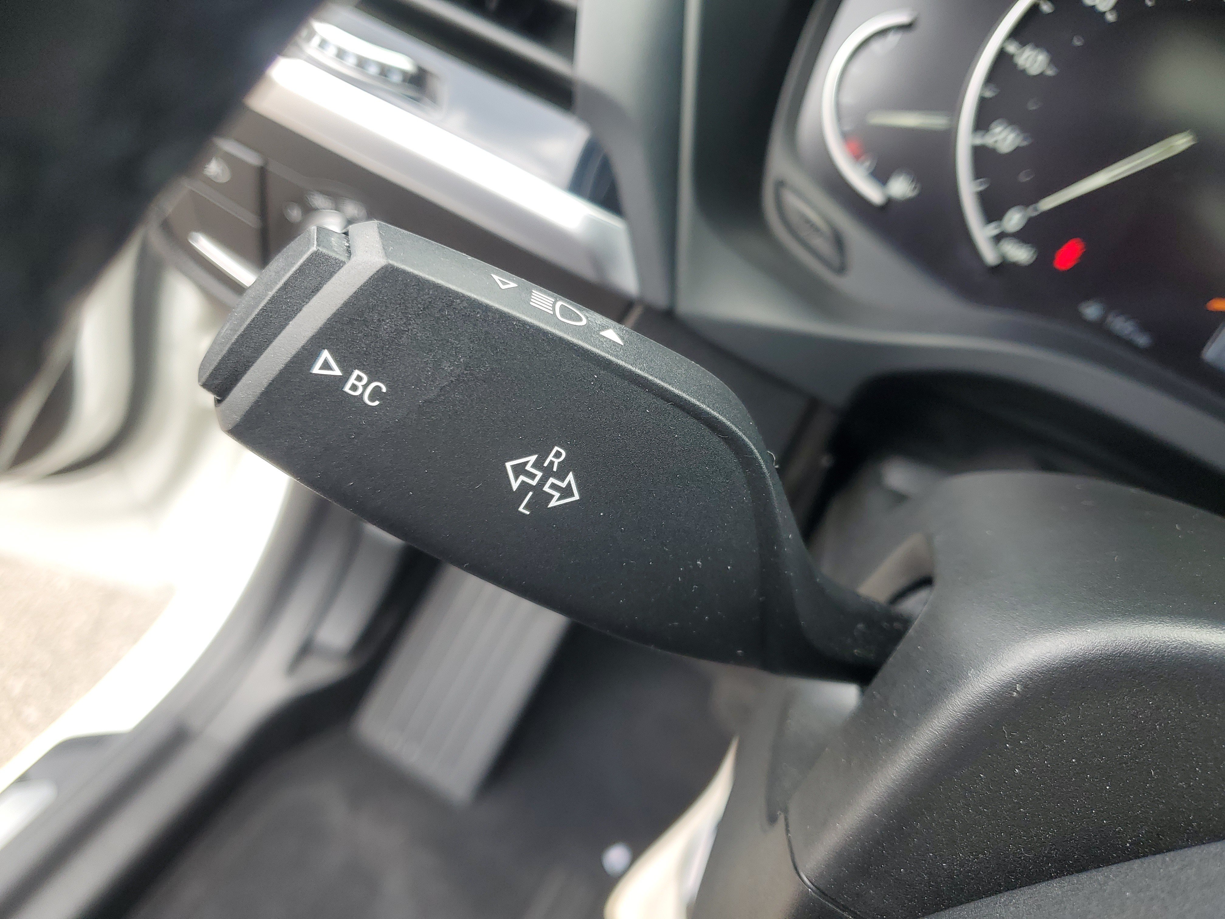 Used 2018 BMW X3 xDrive30i AWD/4WD image 15