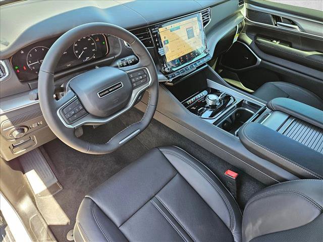 New 2026 Jeep Grand Wagoneer Limited AWD/4WD image 3