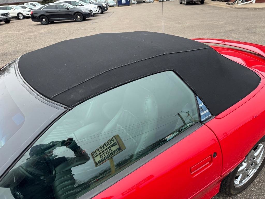Used 1998 Chevrolet Camaro Z28 image 28
