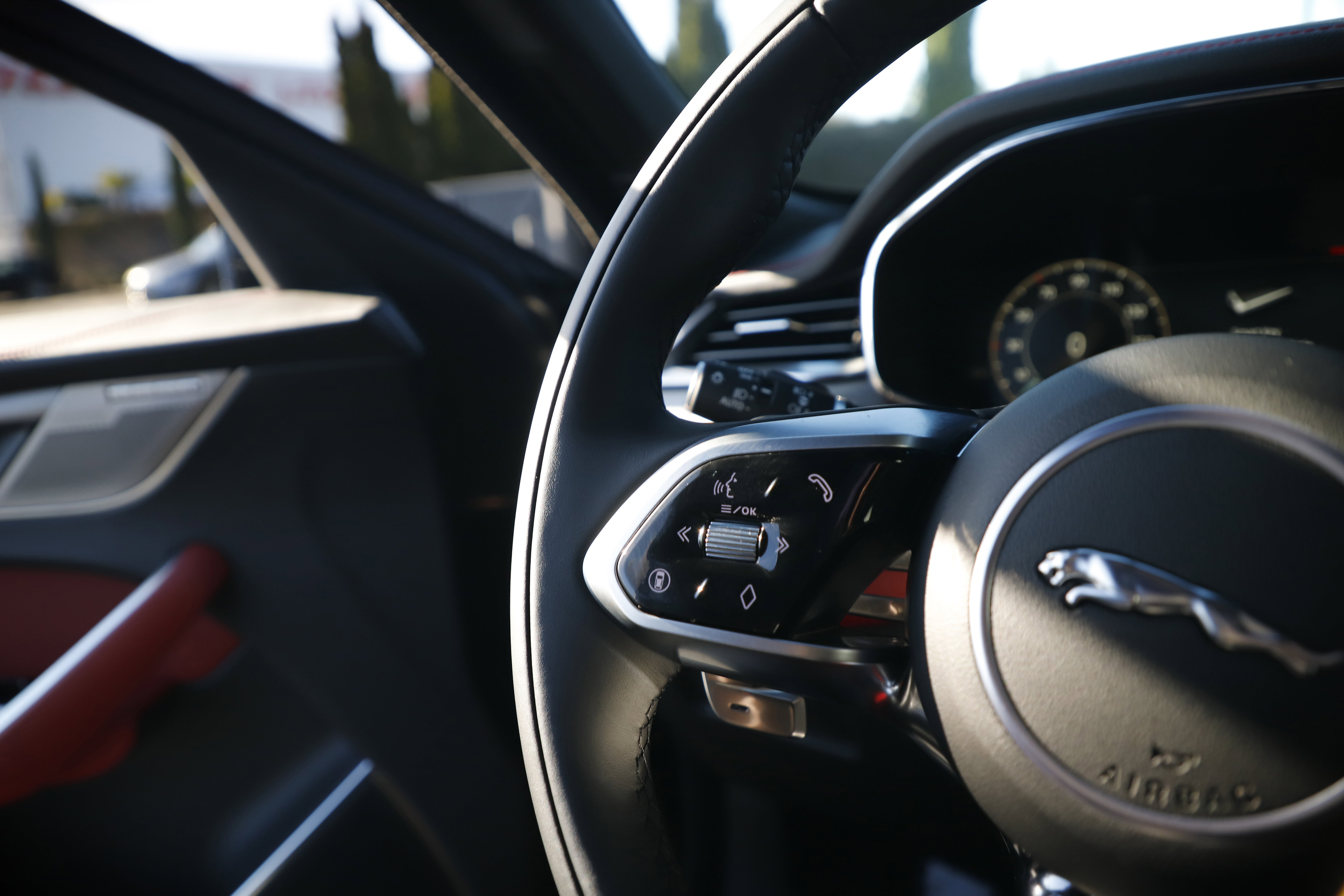 New 2026 Jaguar F-PACE R-Dynamic S AWD/4WD image 29