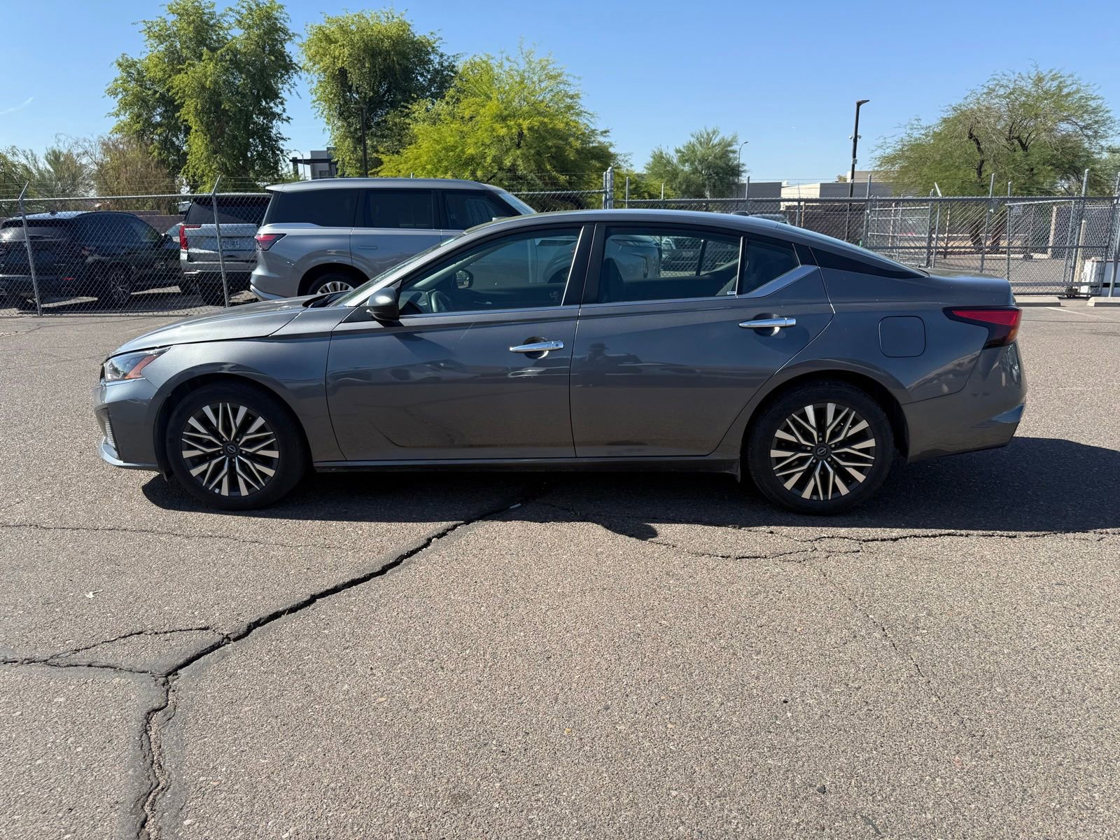 Certified 2025 Nissan Altima 2.5 SV FWD image 8