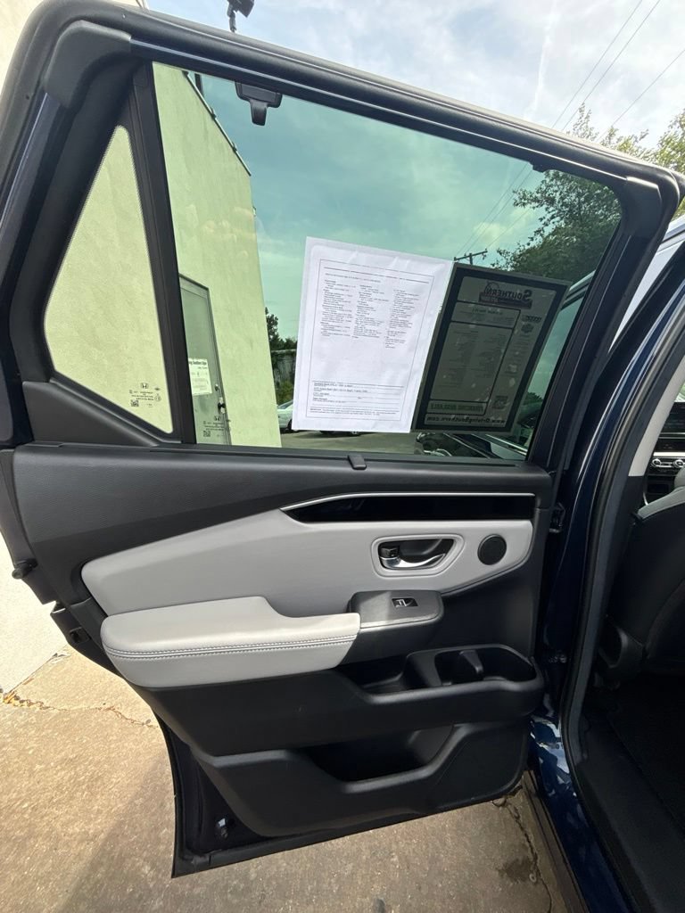 Used 2025 Honda Pilot EX-L image 15