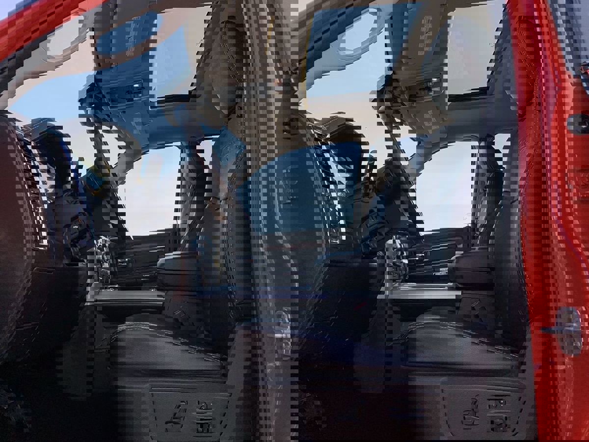 Used 2018 RAM 1500 Laramie w/ Convenience Group image 31