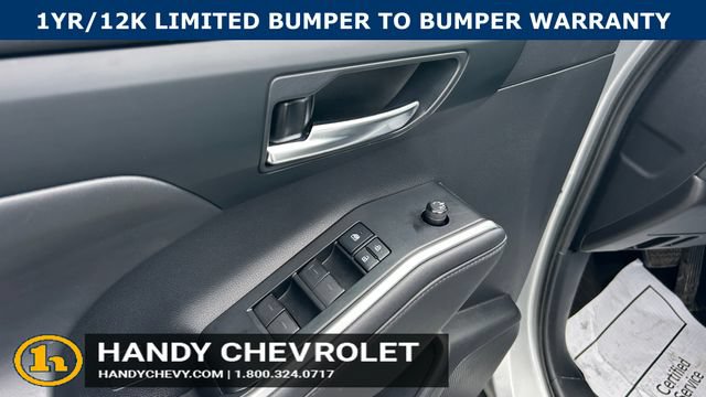 Used 2021 Toyota Highlander XLE AWD/4WD image 13