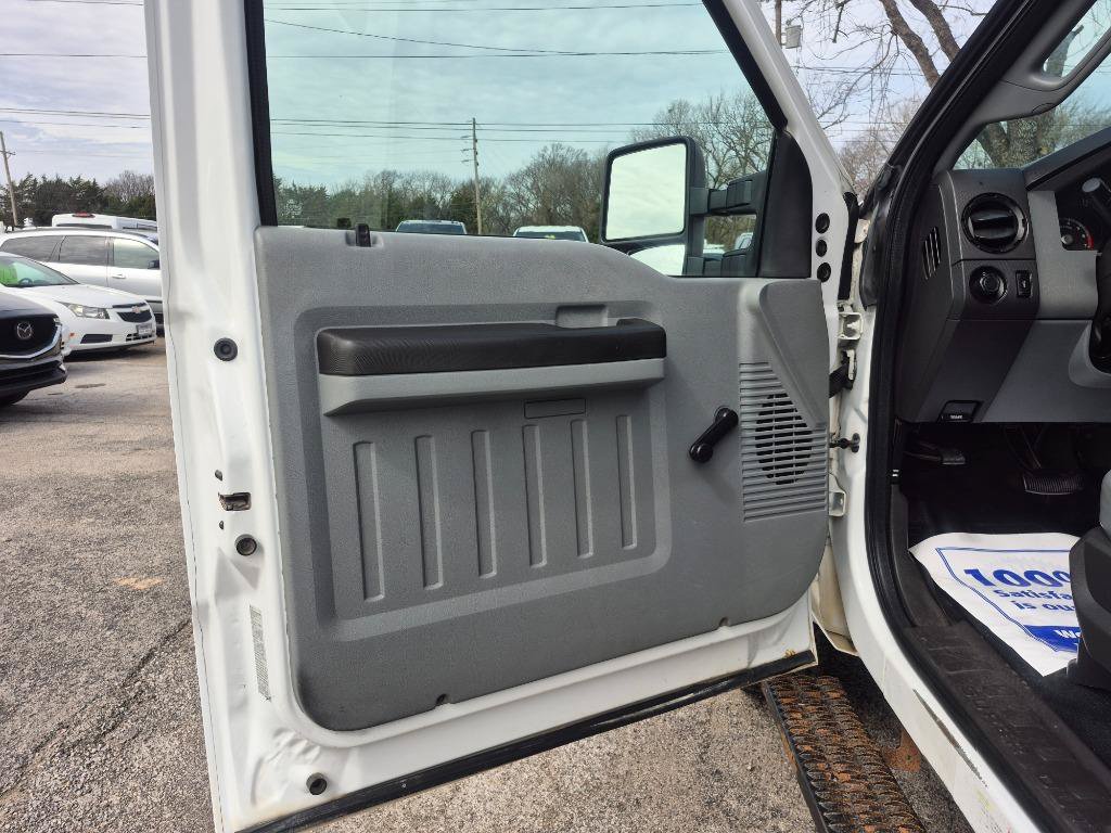 Used 2011 Ford F350 XL AWD/4WD image 21