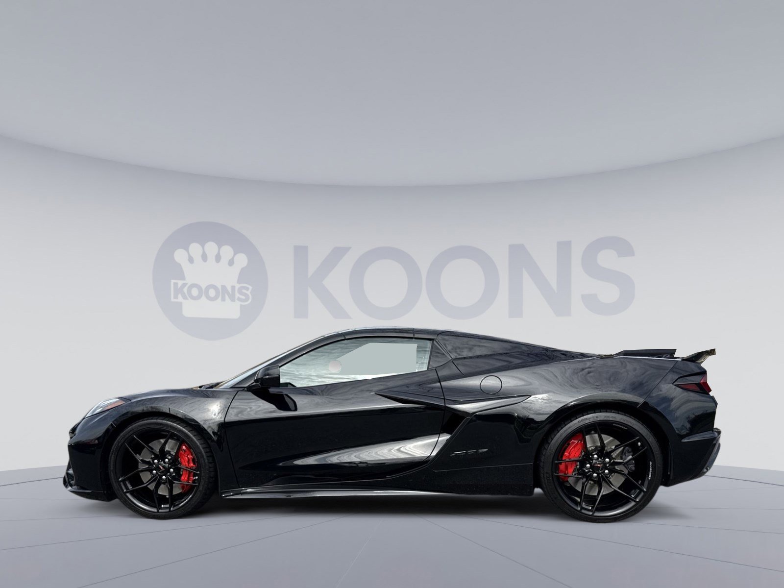 Used 2025 Chevrolet Corvette Z06 image 2