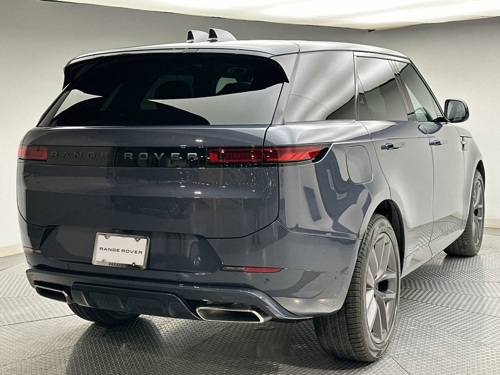 Certified 2026 Land Rover Range Rover Sport Dynamic SE AWD/4WD image 11