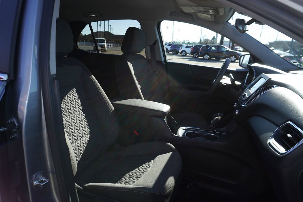 Used 2023 Chevrolet Equinox LT image 28