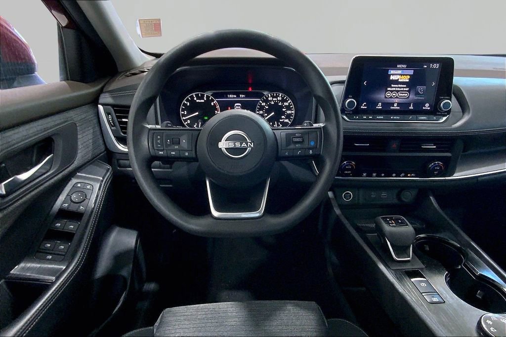 Used 2023 Nissan Rogue SV AWD/4WD image 8