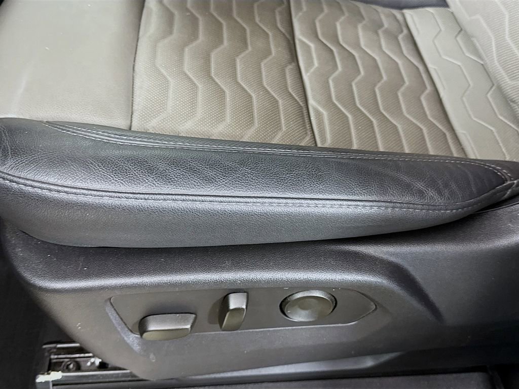 Used 2024 Chevrolet Silverado 2500 ZR2 w/ Technology Package image 22